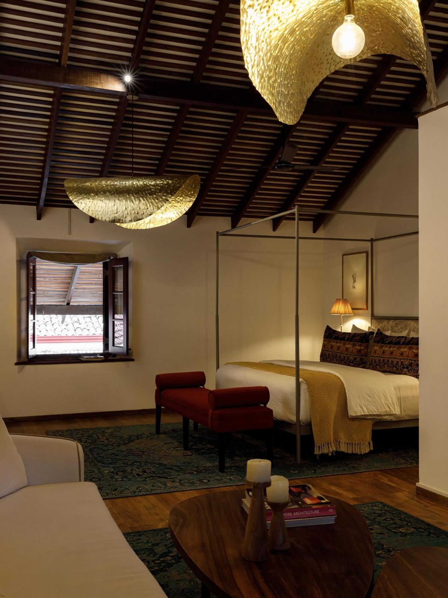 The Bungalow Galle Fort - Hotel - Restaurant - Cocktail Bar Bagian luar foto