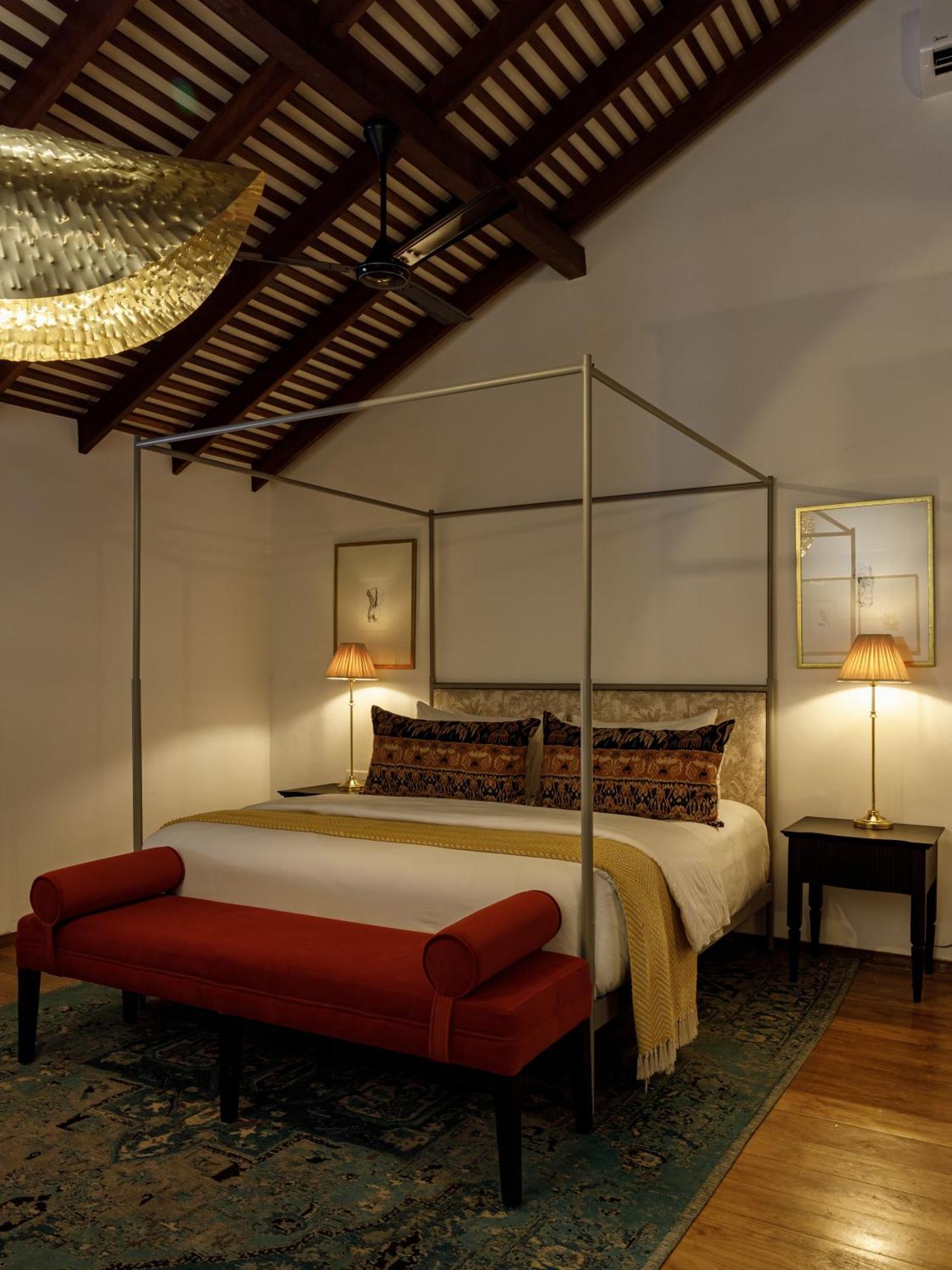 The Bungalow Galle Fort - Hotel - Restaurant - Cocktail Bar Bagian luar foto